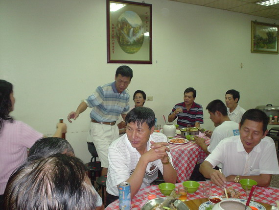 志工訓練前夕聯誼餐會楊督導蒞臨指導。