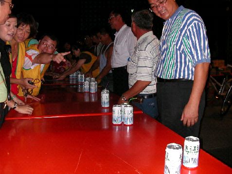 男子組啤酒大賽